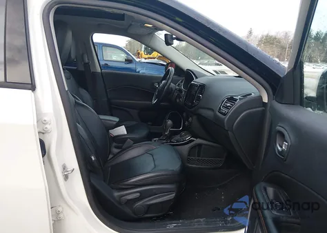 2020 Jeep Compass Limited 4X4 from USA, damaged, VIN 3C4NJDCB4LT132841